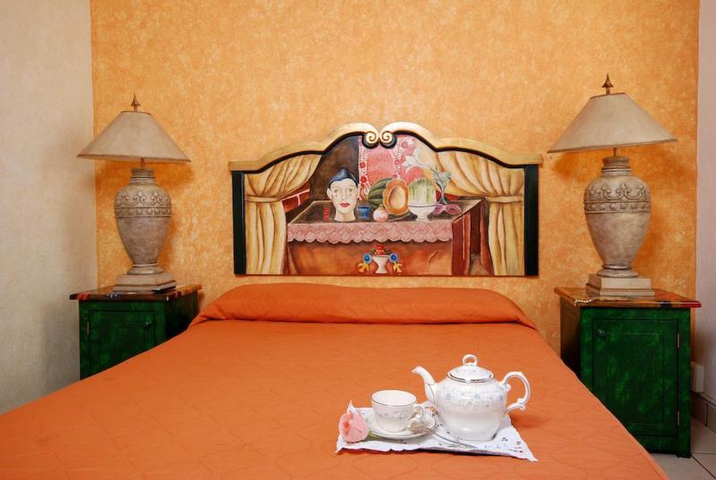 Hotel & Suites Galeria Morelia Zimmer foto