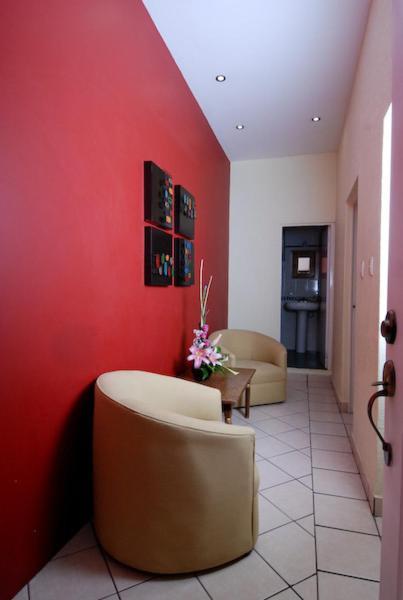 Hotel & Suites Galeria Morelia Zimmer foto